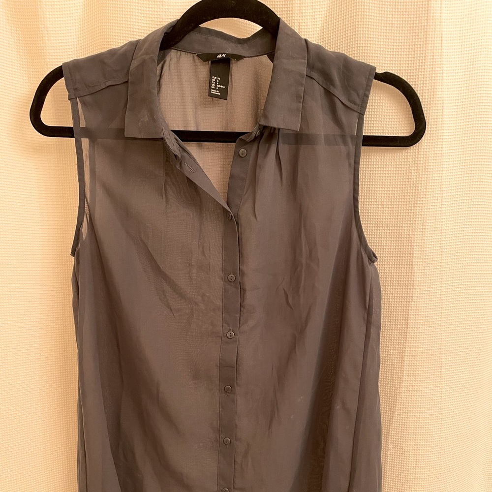 H&M Sleeveless Blouse